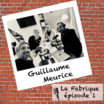 François Audoin, Ramzi Assadi et Juliette Arnaud avec Guillaume Meurice lors du podcast La Fabrique