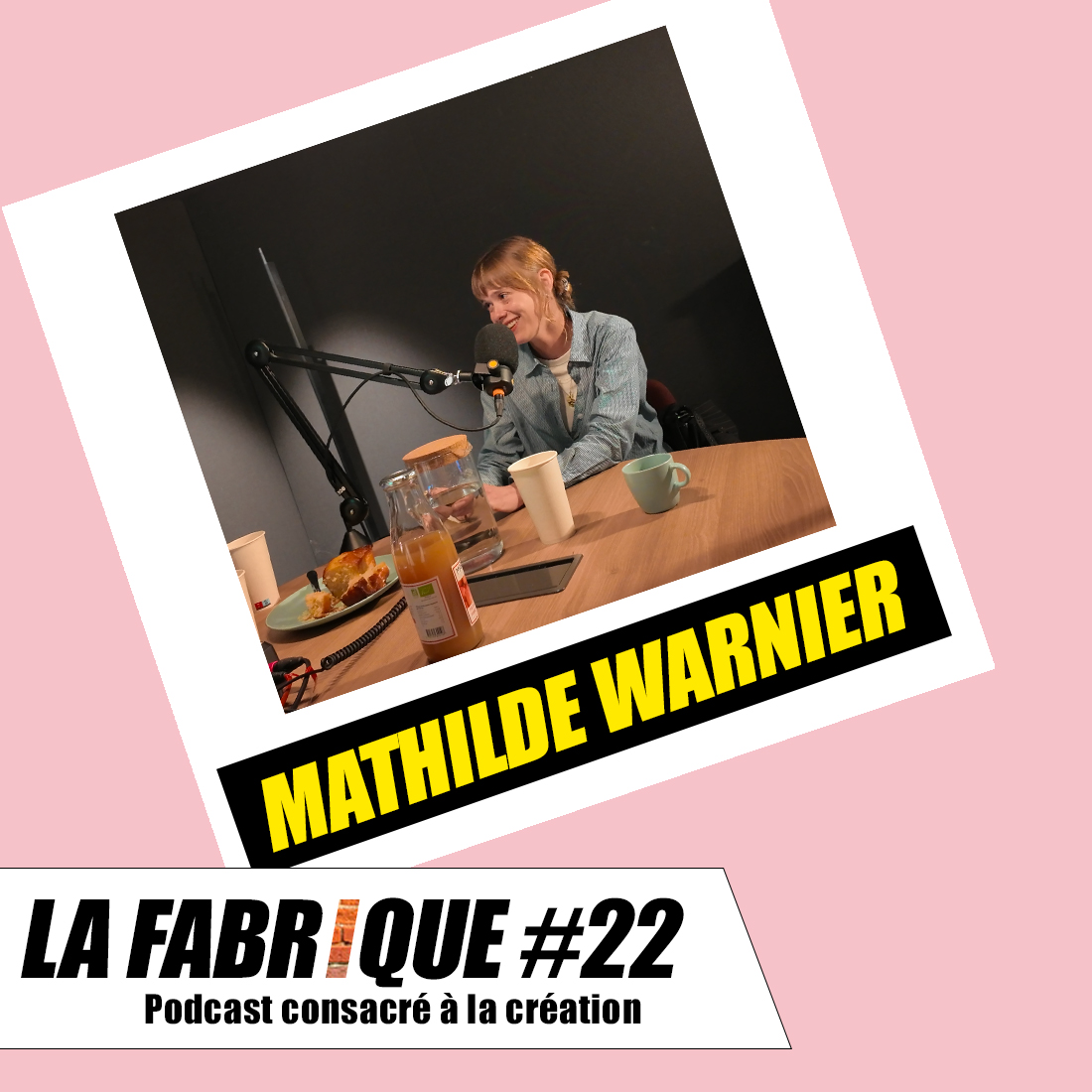 Ramzi Assadi et Juliette Arnaud avec Mathilde Warnier lors du podcast La Fabrique